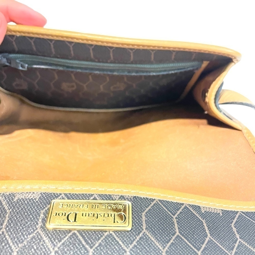 LEATHER Christian Dior Honeycomb Crossbody Purse - Picture 14 of 16
